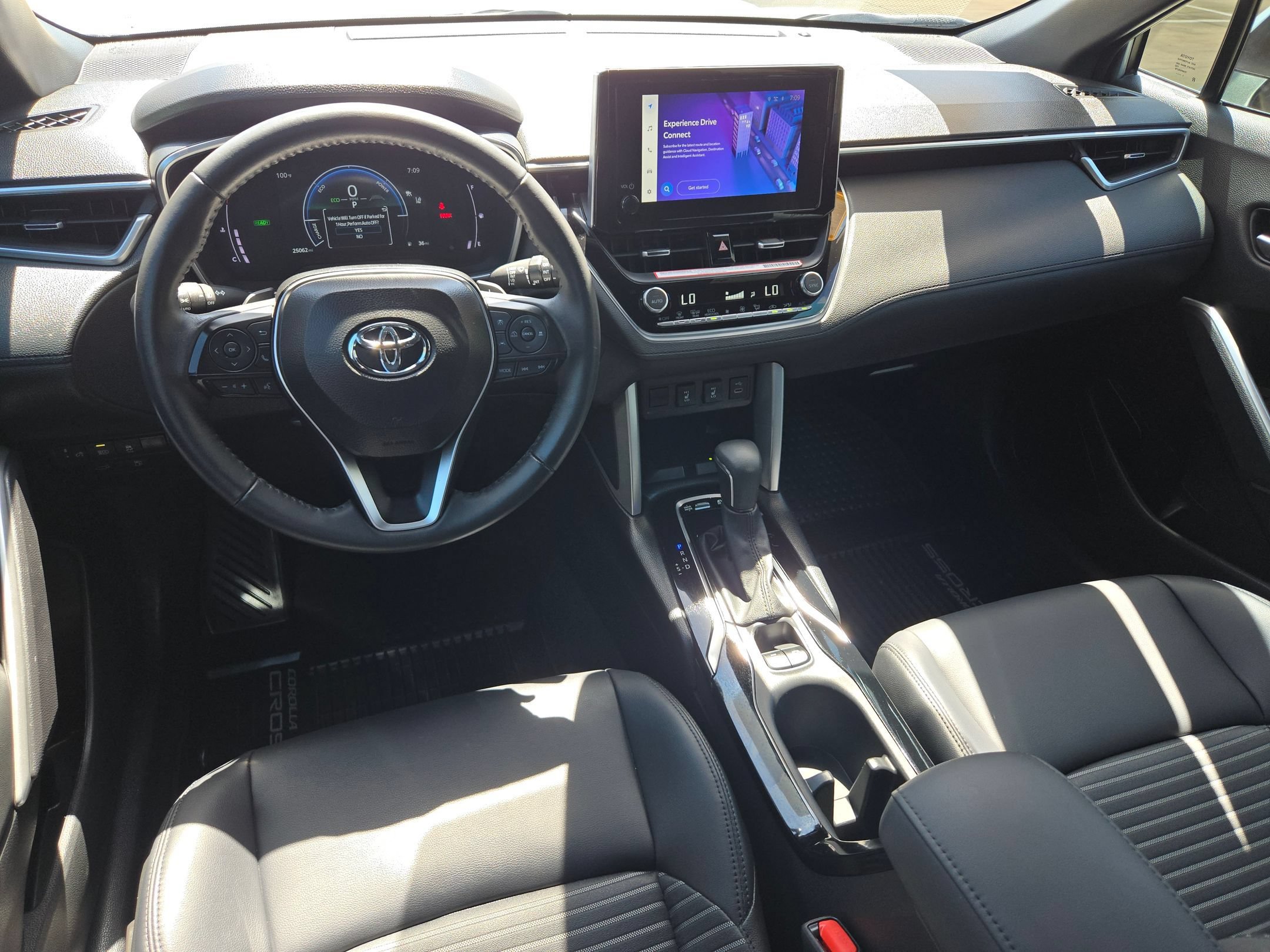 Used 2024 Toyota Corolla Cross AWD Hybrid w/ Convenience Package image 15