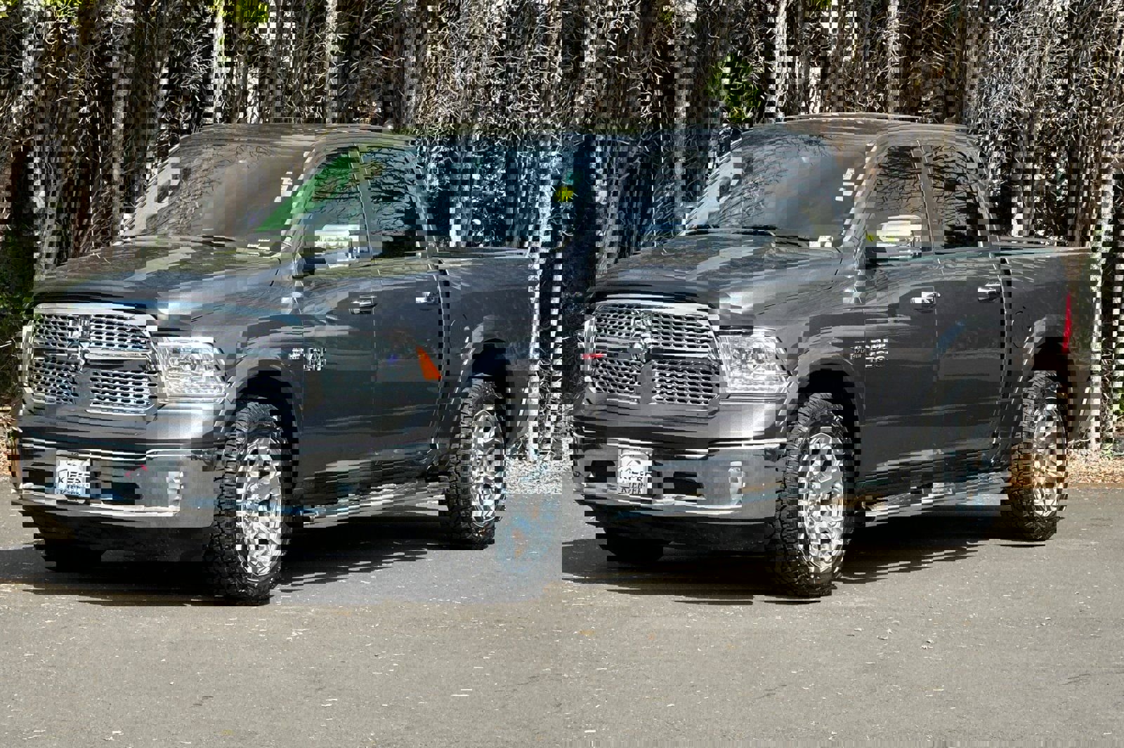 Used 2017 RAM 1500 Laramie w/ Convenience Group RWD image 8