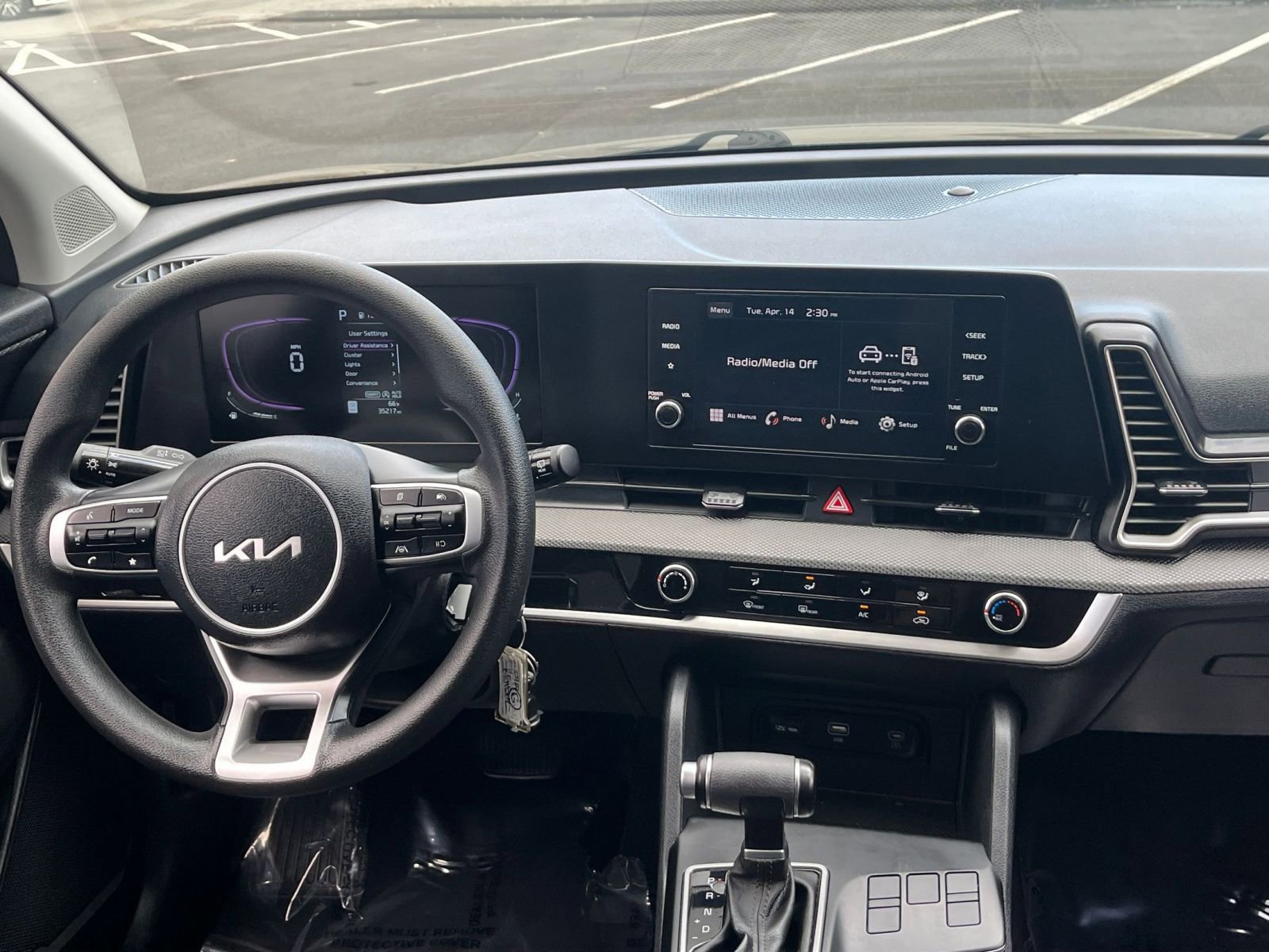 Used 2025 Kia Sportage LX FWD image 32