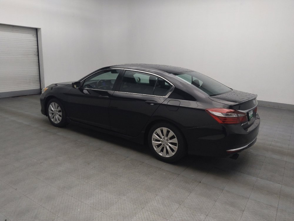 Used 2017 Honda Accord Sport image 3