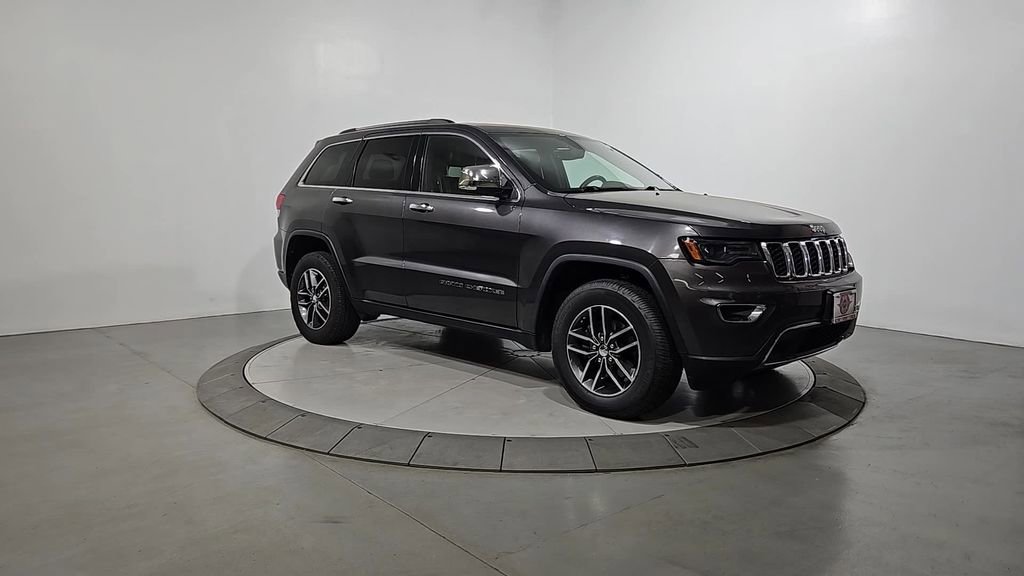 Used 2017 Jeep Grand Cherokee Limited w/ Luxury Group II image 8