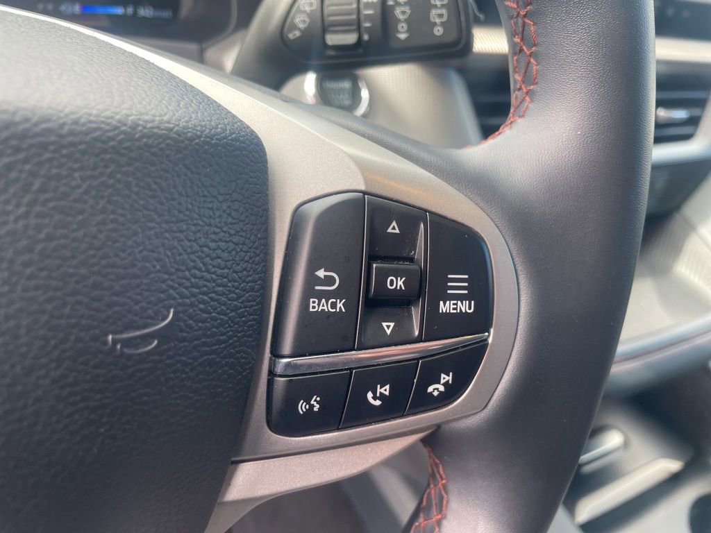 Used 2025 Ford Explorer Active image 16