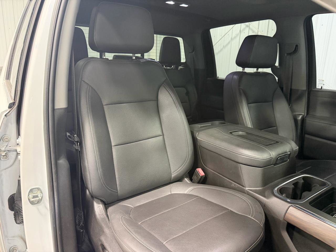 Used 2021 GMC Sierra 2500 SLT w/ SLT Premium Package AWD/4WD image 29