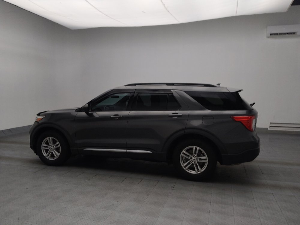 Used 2020 Ford Explorer XLT w/ Equipment Group 202A image 3