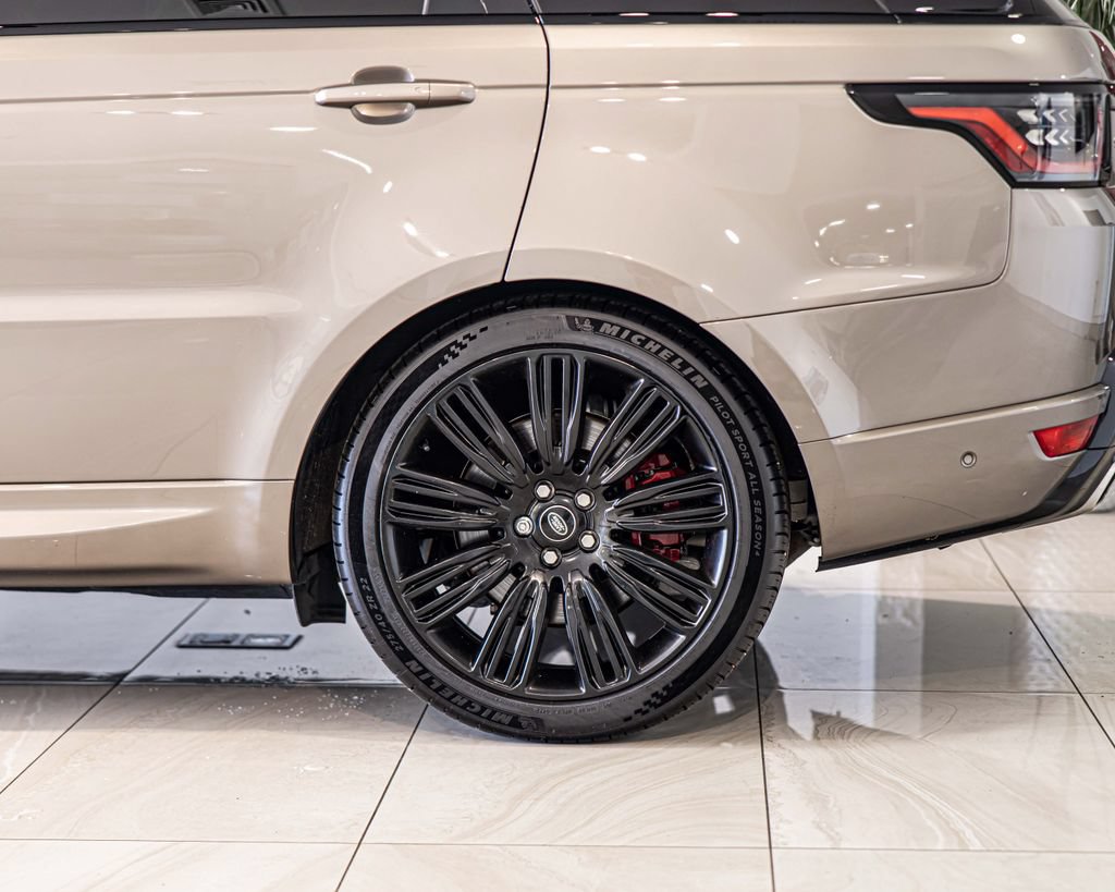 Used 2022 Land Rover Range Rover Sport HSE Dynamic AWD/4WD image 7