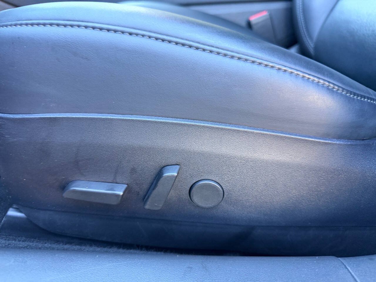 Used 2018 Tesla Model 3 Long Range AWD/4WD image 18