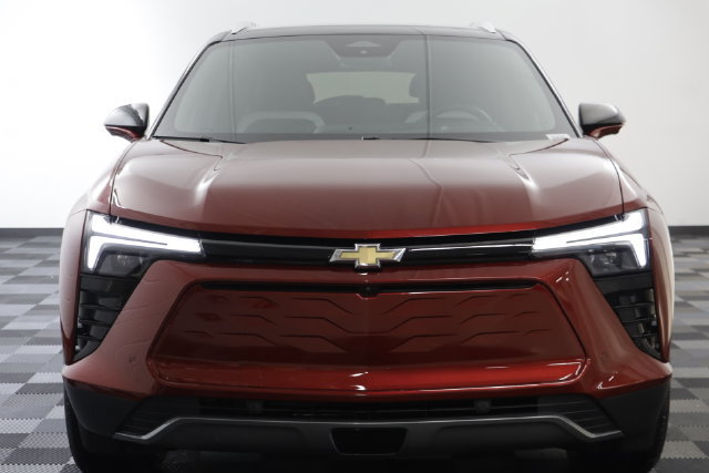 Used 2026 Chevrolet Blazer EV LT w/ Super Cruise Package AWD/4WD image 21