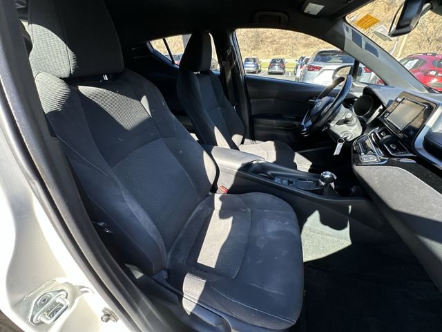 Used 2018 Toyota C-HR XLE image 29