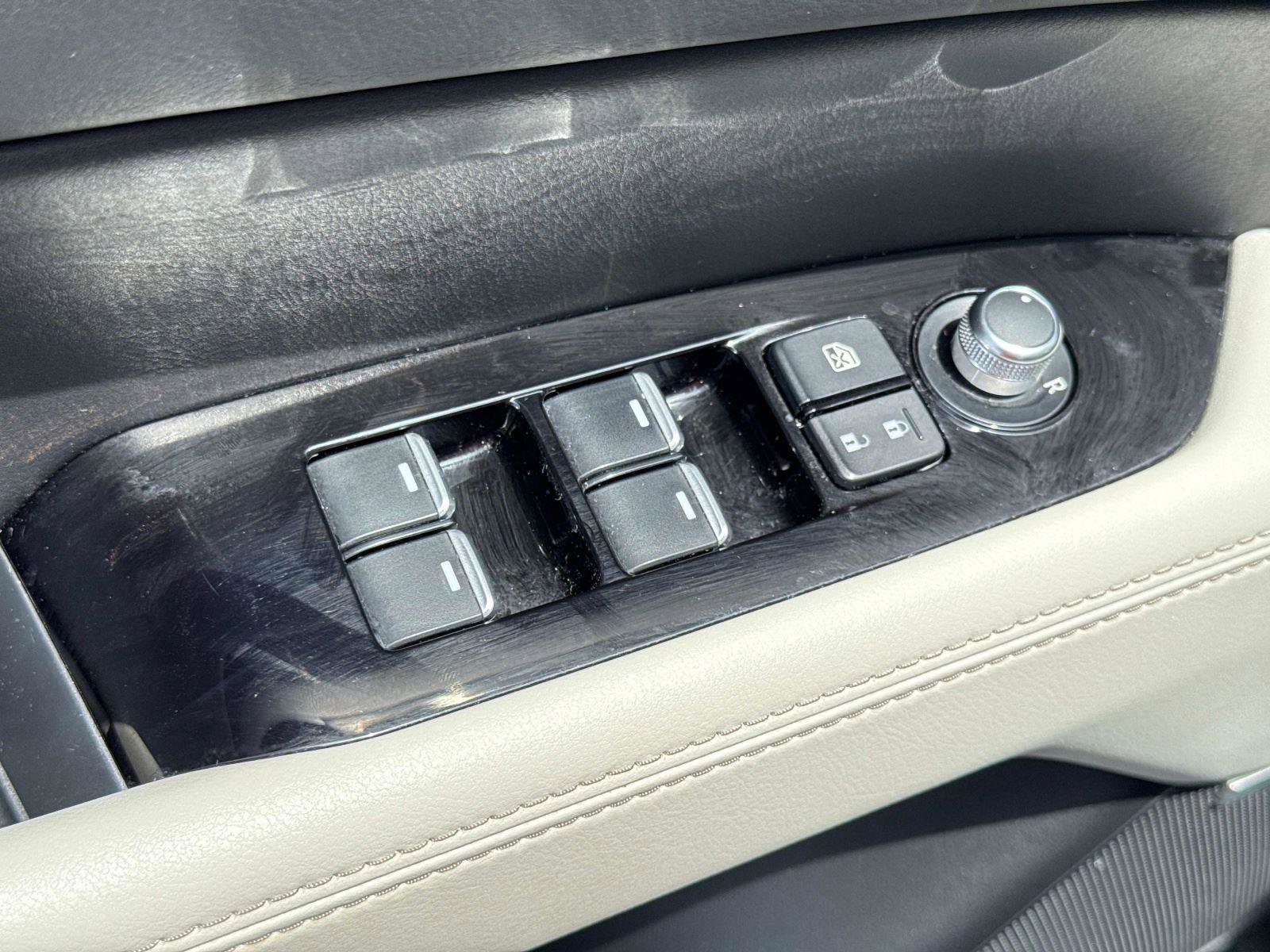 Used 2023 MAZDA CX-5 AWD 2.5 S w/ Premium Package image 19