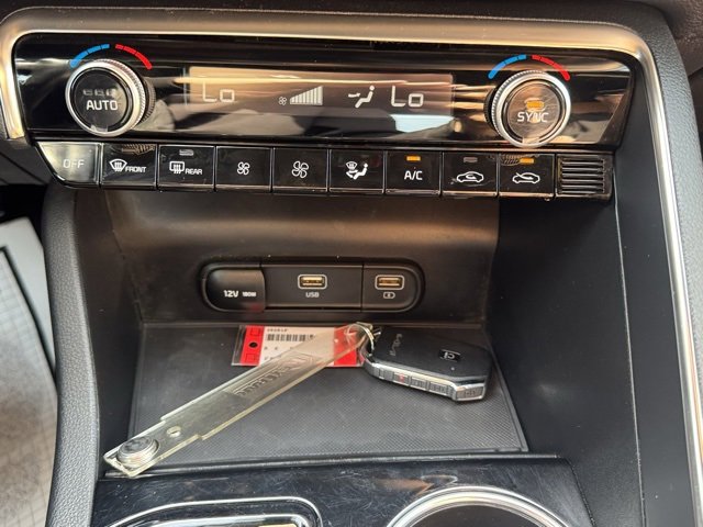 Used 2024 Kia K5 GT image 16