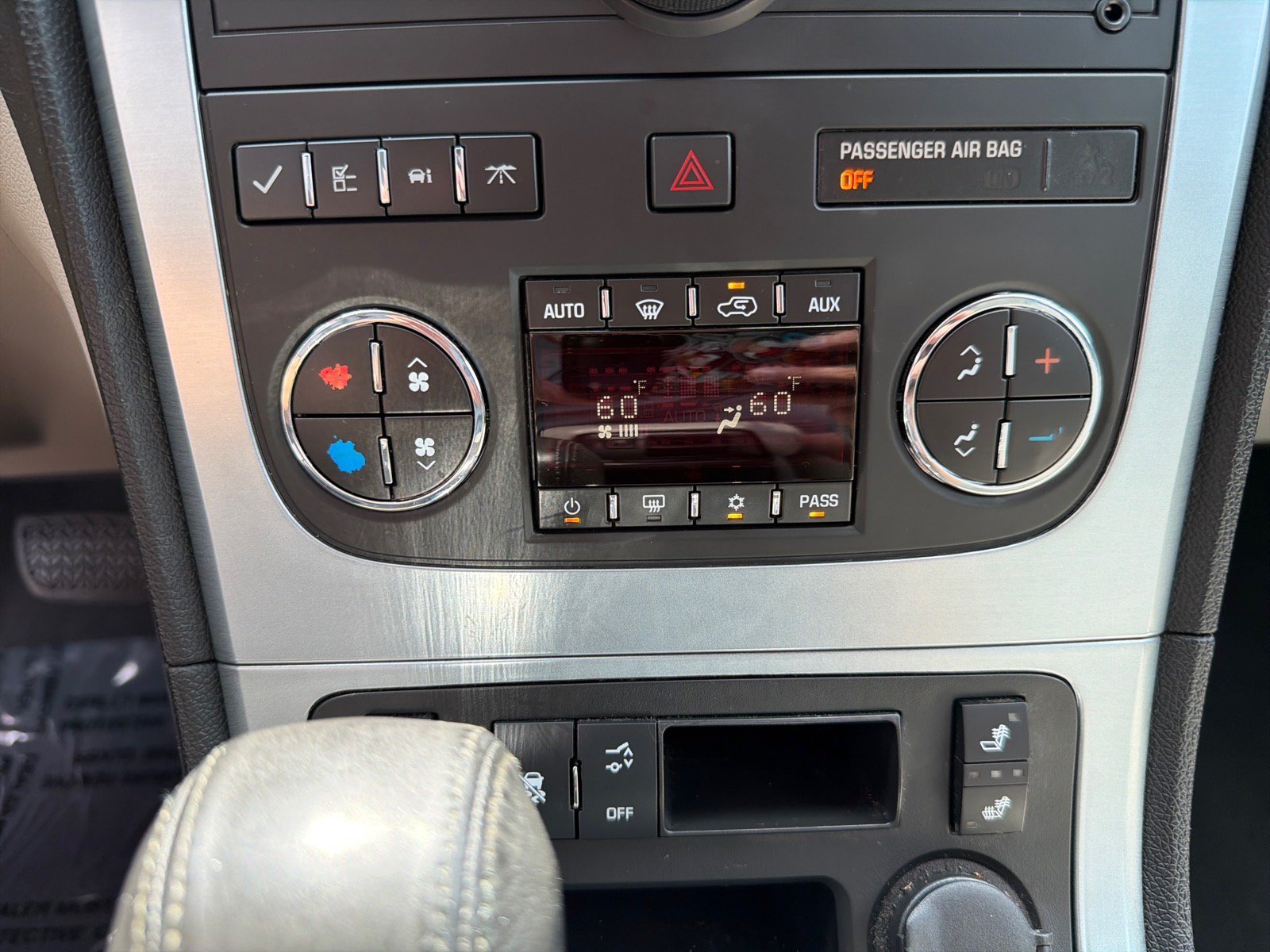 Used 2007 GMC Acadia SLT AWD/4WD image 18