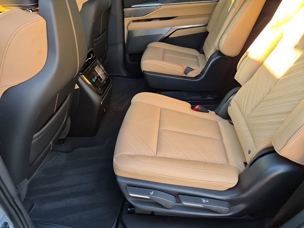 Certified 2025 Cadillac Escalade IQ Luxury 2 image 20