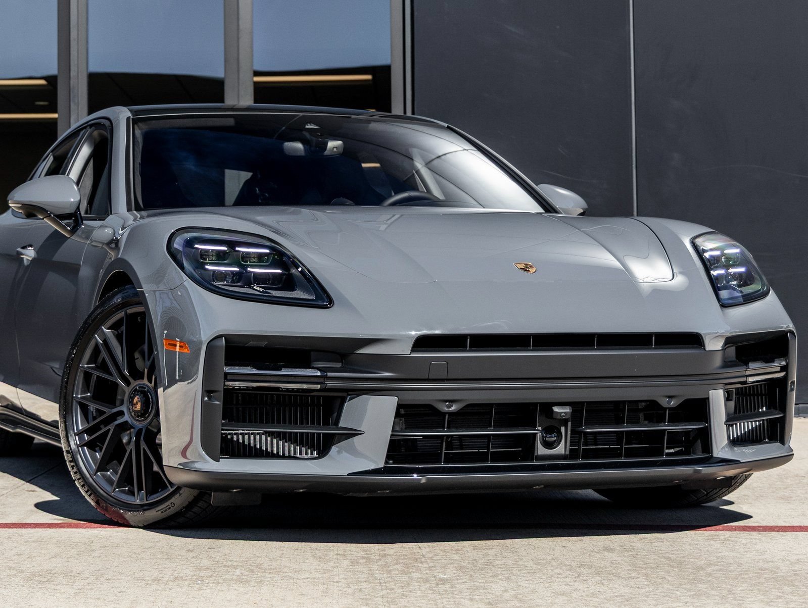 Certified 2026 Porsche Panamera GTS AWD/4WD image 9