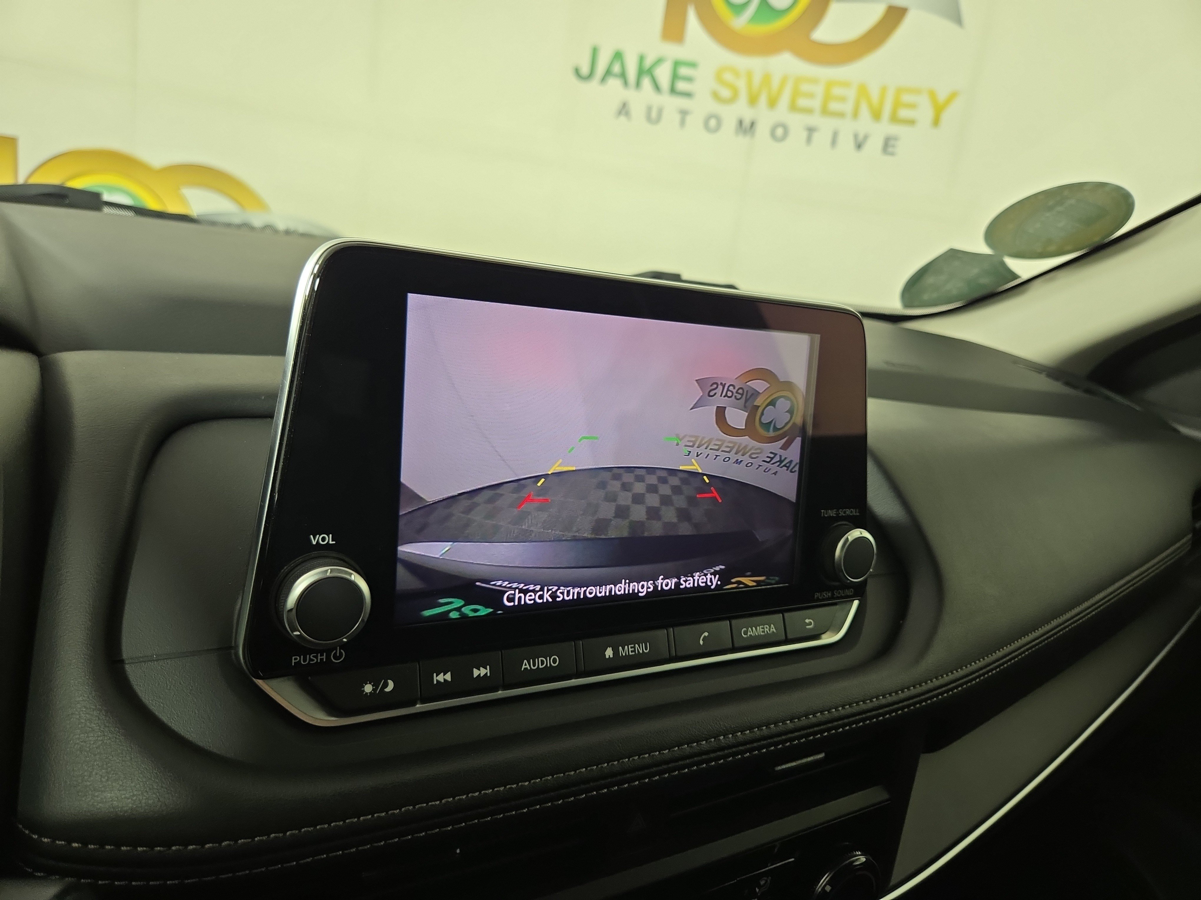 Used 2024 Nissan Rogue S AWD/4WD image 20
