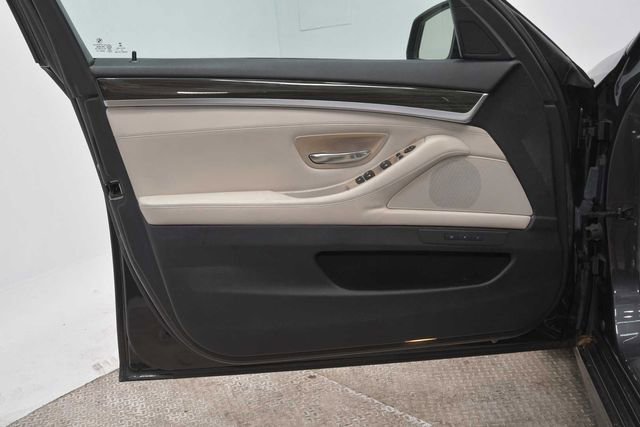 Used 2015 BMW 535i Sedan RWD image 26