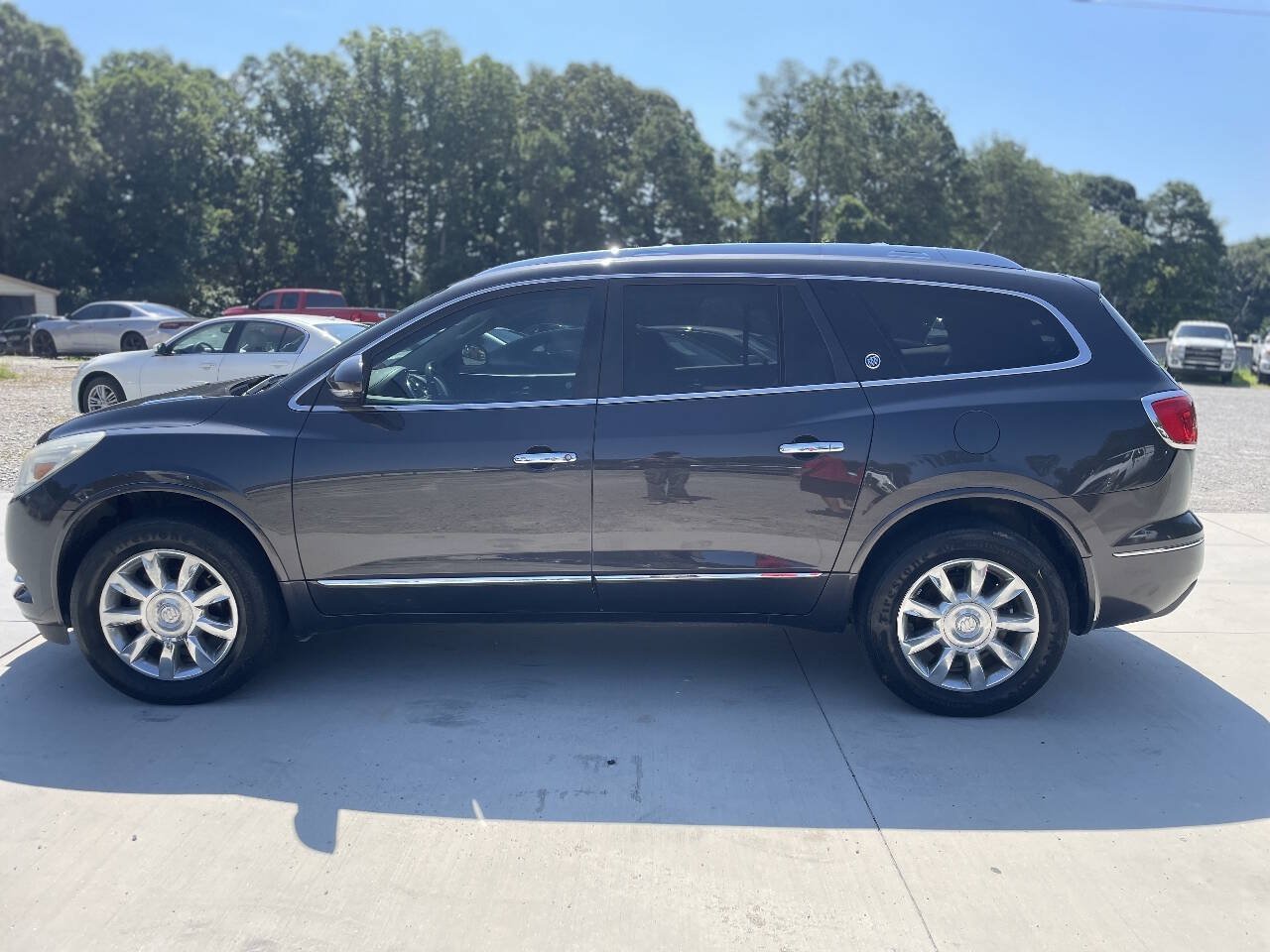 Used 2015 Buick Enclave Leather w/ Trailering Package FWD image 4