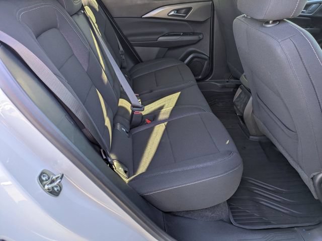 New 2026 Chevrolet Equinox EV LT w/ Comfort Package FWD image 34