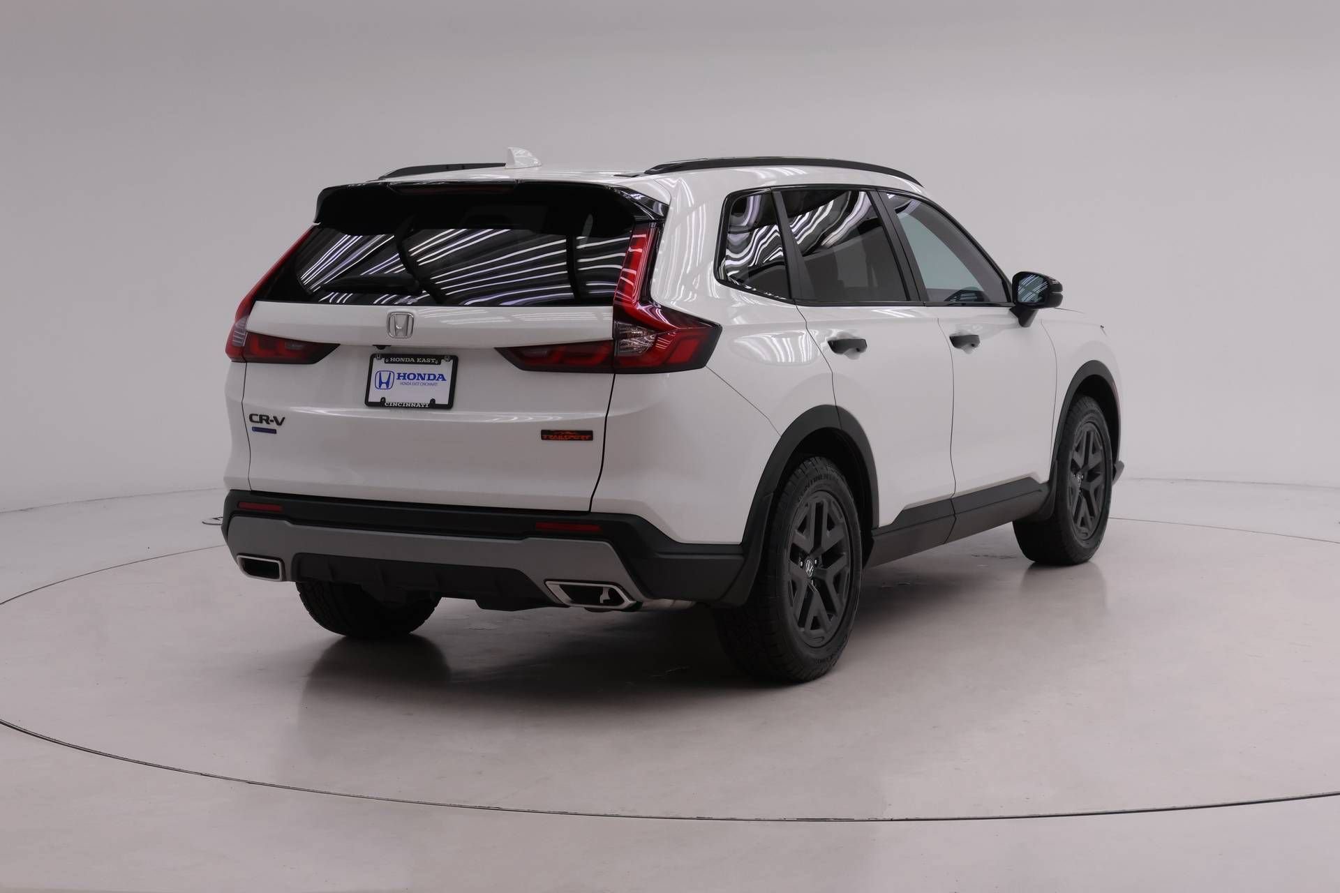 Certified 2026 Honda CR-V TrailSport image 2