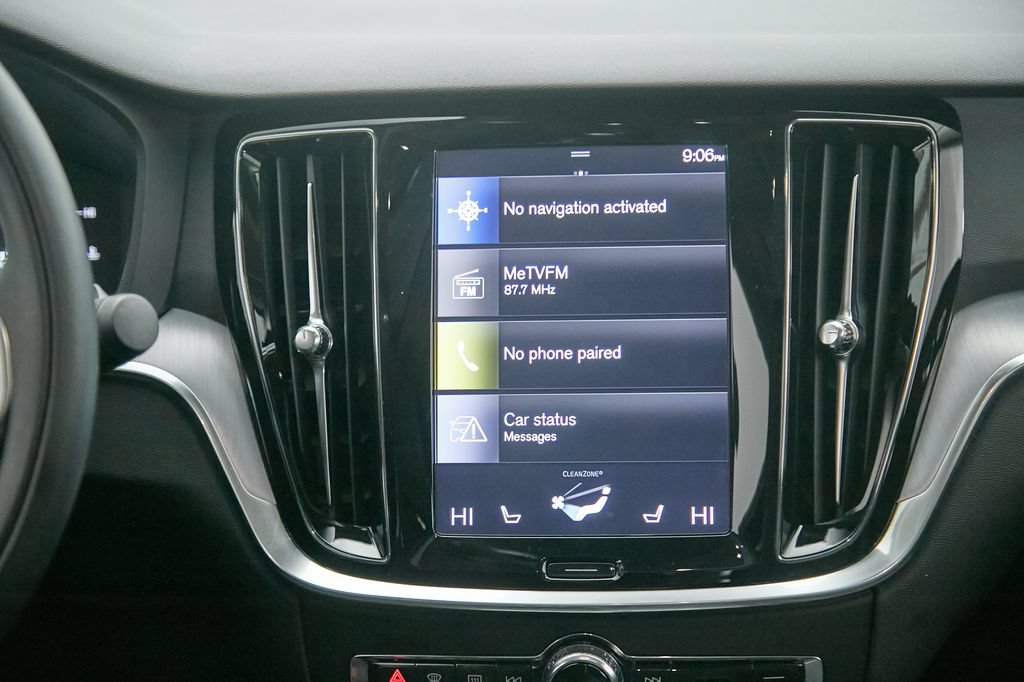 Used 2019 Volvo S60 T6 Momentum w/ Premium Package AWD/4WD image 28