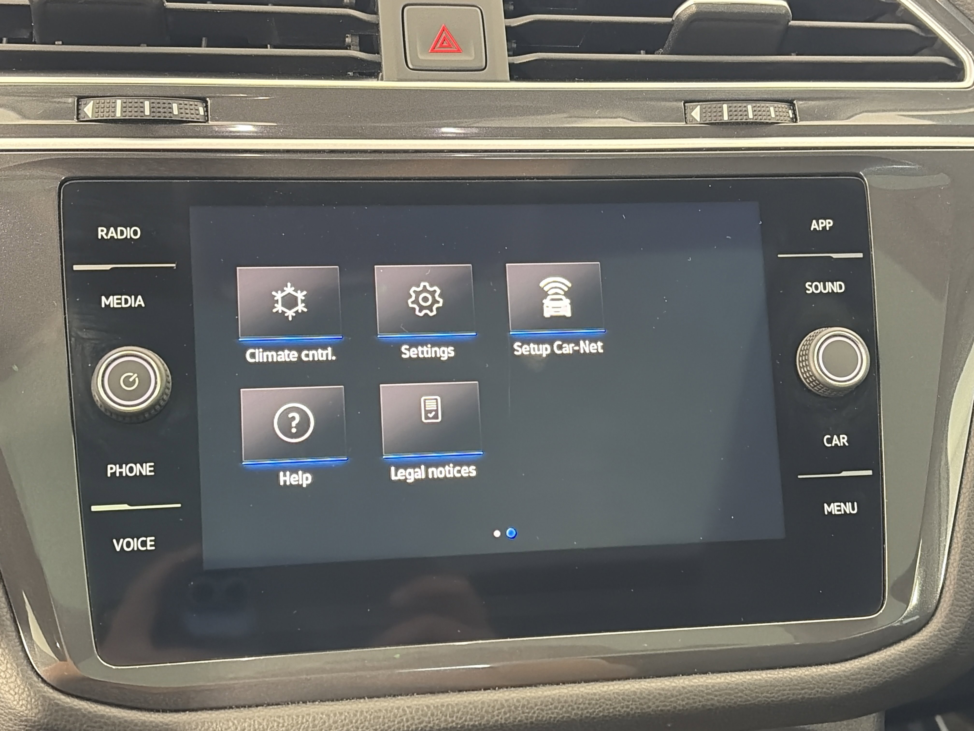 Used 2023 Volkswagen Tiguan SE w/ Panoramic Sunroof Package AWD/4WD image 19