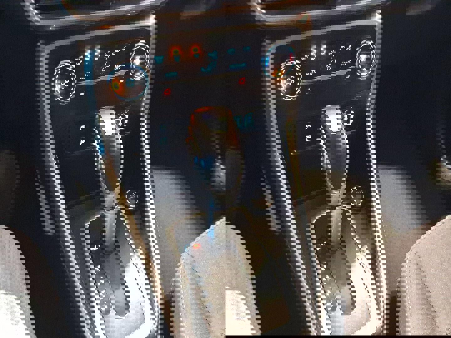 Used 2021 Ford EcoSport SE image 13