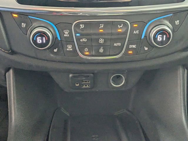 Used 2020 Chevrolet Traverse Premier image 24