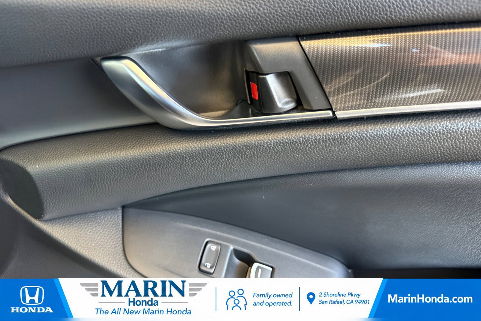Used 2018 Honda Accord Sport image 19