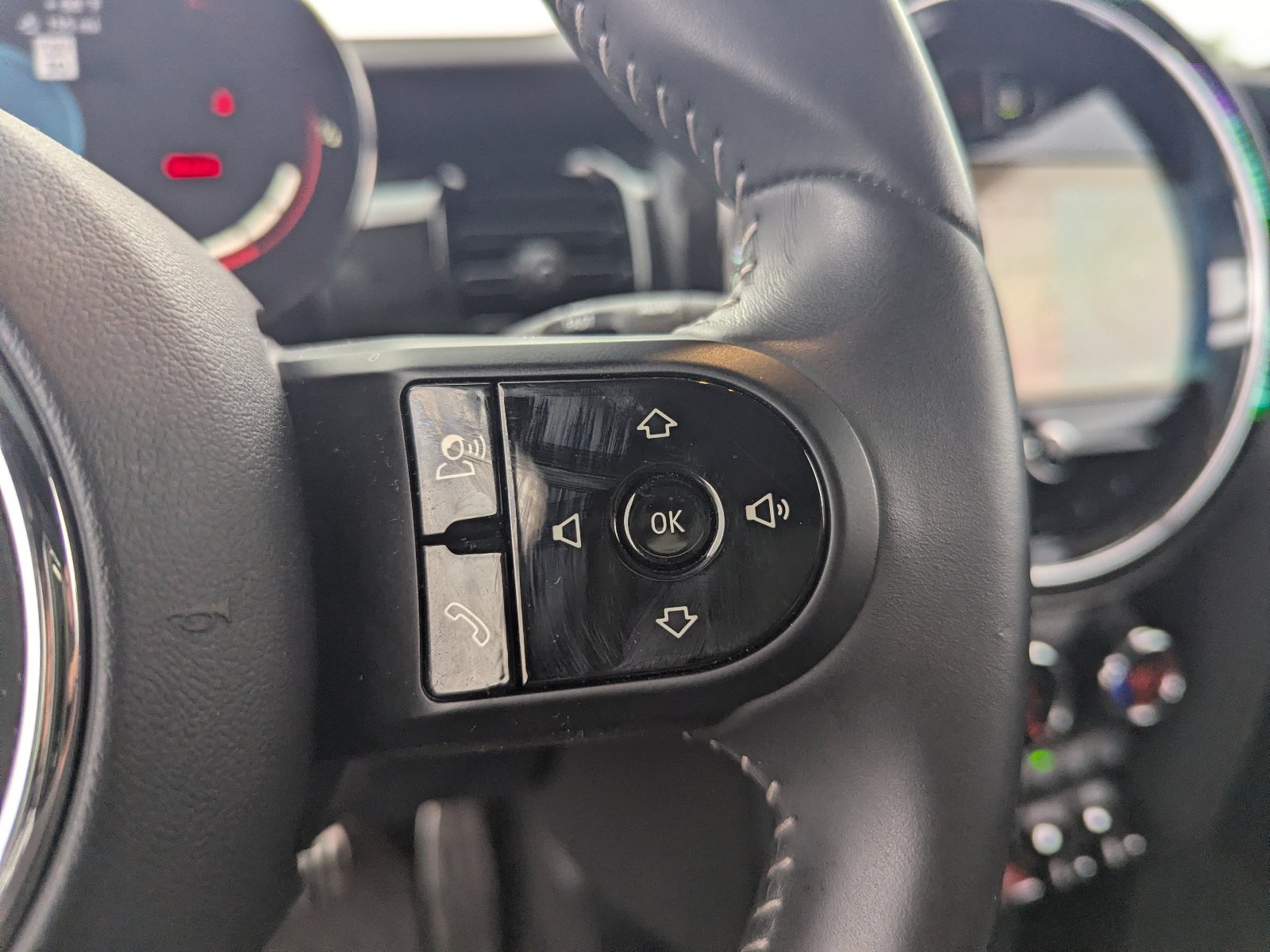 Used 2024 MINI Cooper John Cooper Works FWD image 32