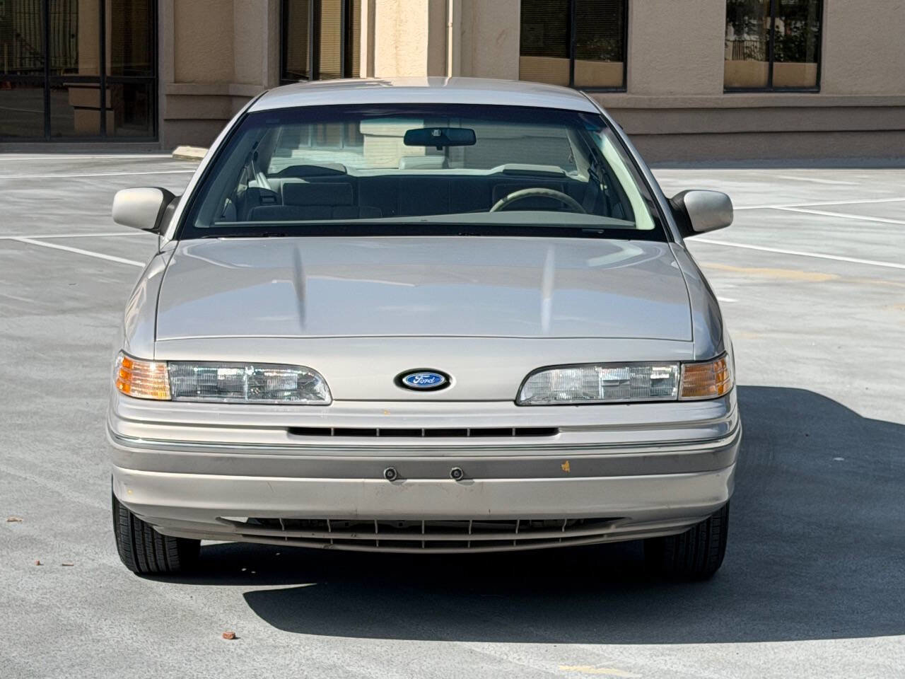 Used 1992 Ford Crown Victoria LX RWD image 23