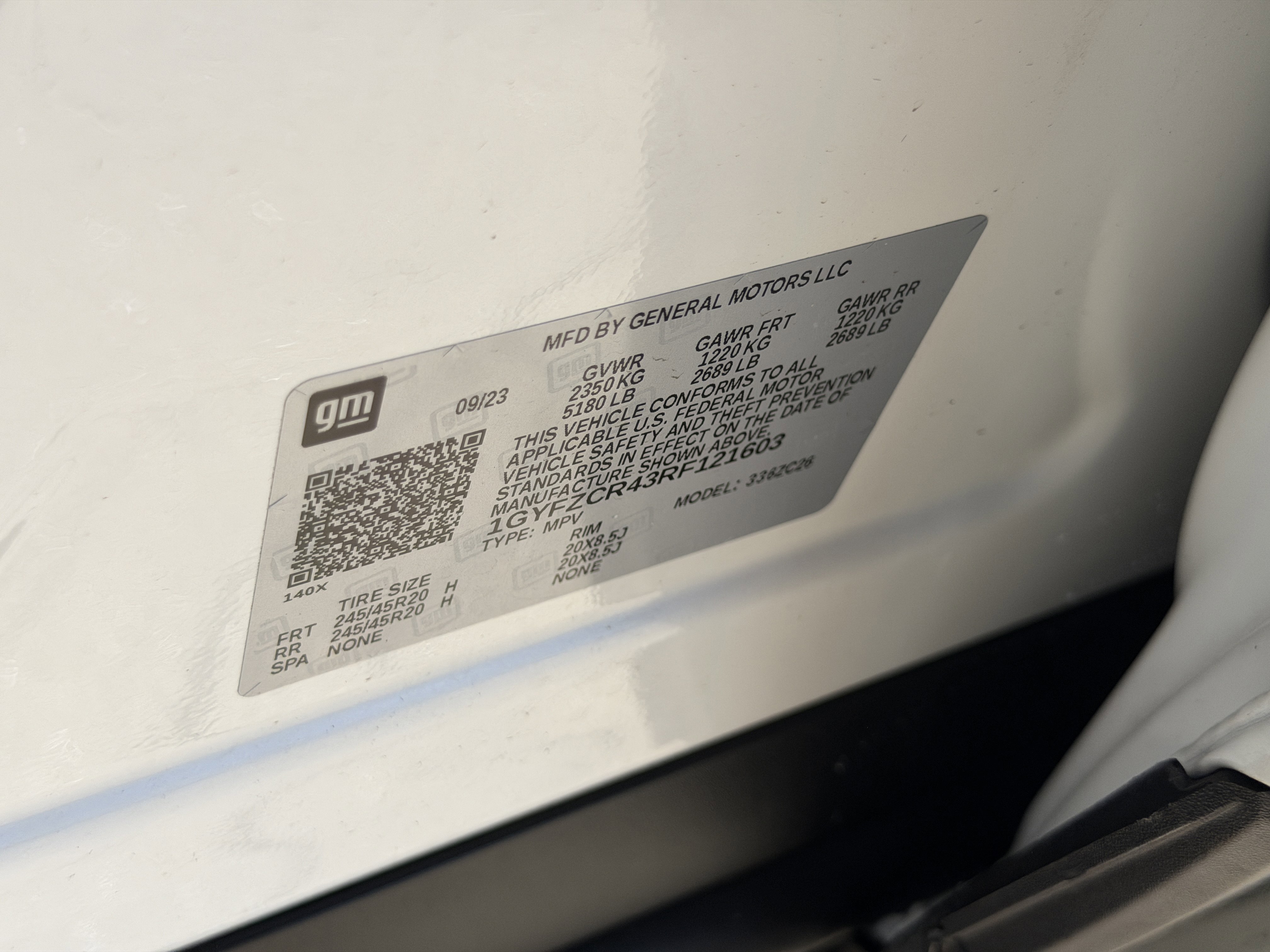 Certified 2024 Cadillac XT4 Premium Luxury image 32