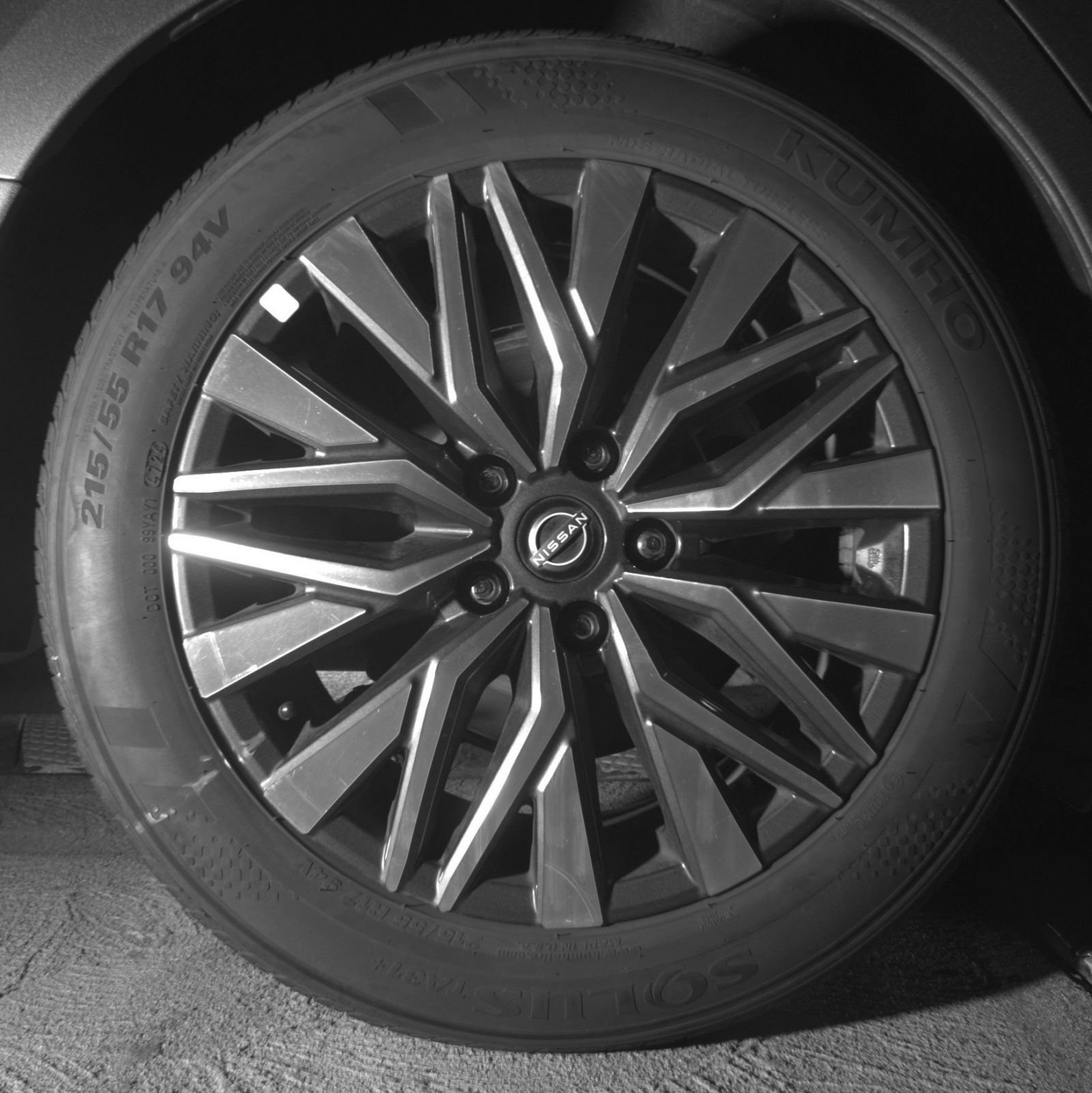 Used 2025 Nissan Altima 2.5 SV FWD image 18