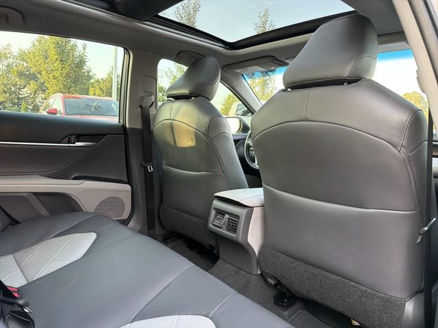Used 2018 Toyota Camry XLE w/ Driver Assist Package FWD image 16