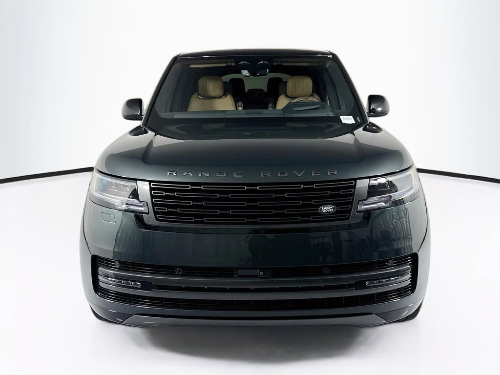 New 2026 Land Rover Range Rover Long Wheelbase SE AWD/4WD image 2