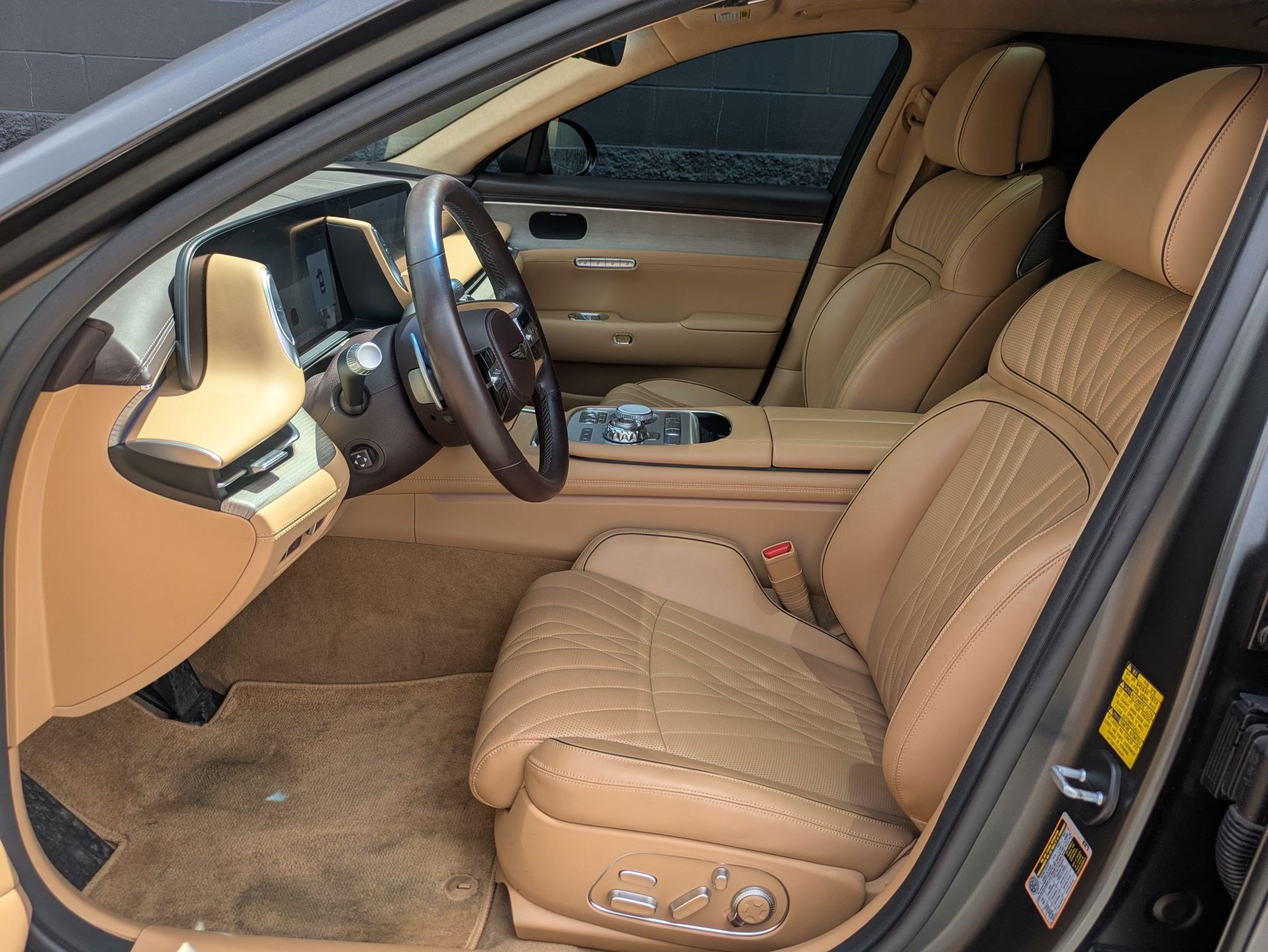 Used 2023 Genesis G90 3.5T AWD/4WD image 22