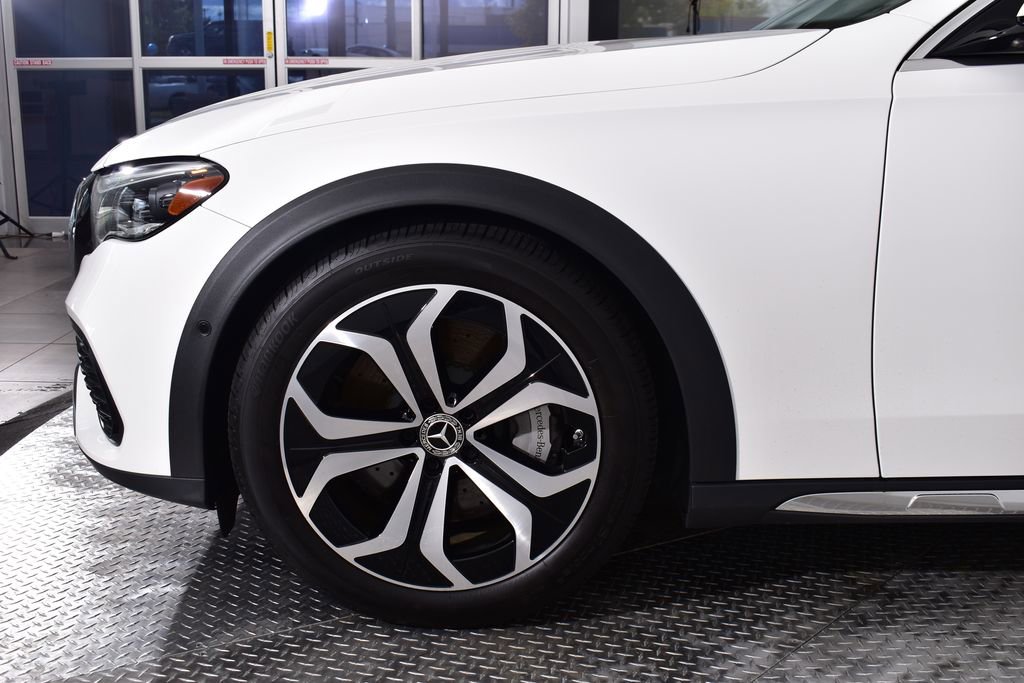 Certified 2025 Mercedes-Benz E 450 4MATIC All-Terrain Wagon image 9