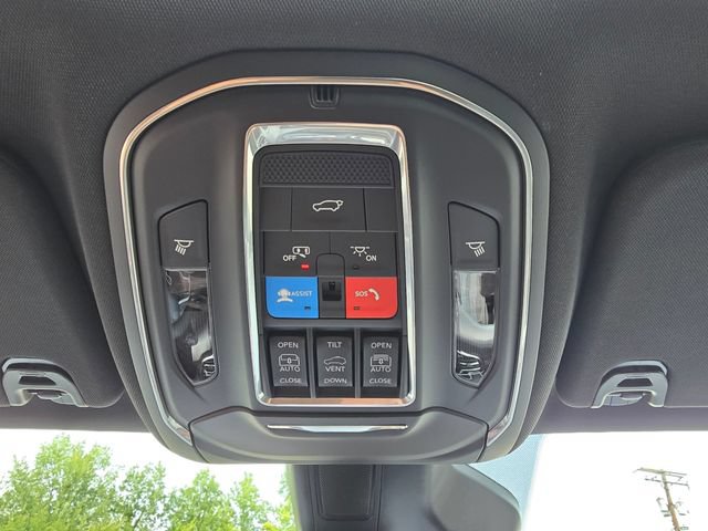 New 2026 Jeep Grand Wagoneer 4WD w/ Premium Group I image 26