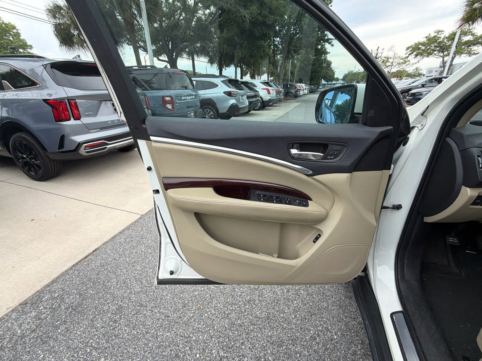 Used 2015 Acura MDX SH-AWD w/ Technology Package image 21