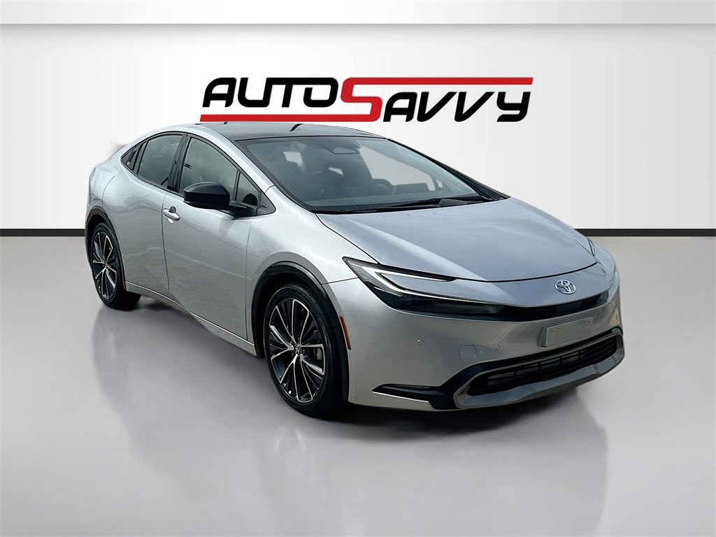 Used 2024 Toyota Prius XLE