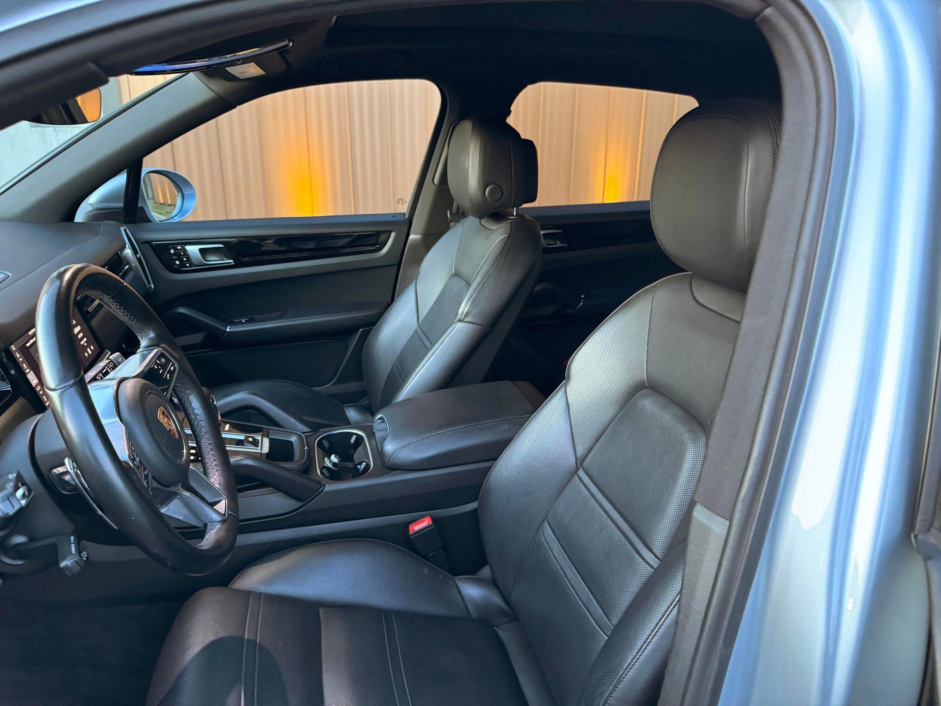 Used 2019 Porsche Cayenne image 11