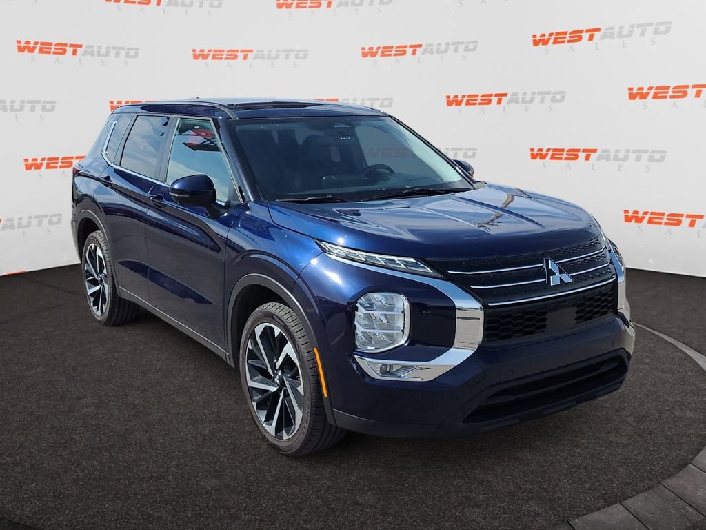 Used 2024 Mitsubishi Outlander SE Black Edition AWD/4WD image 7