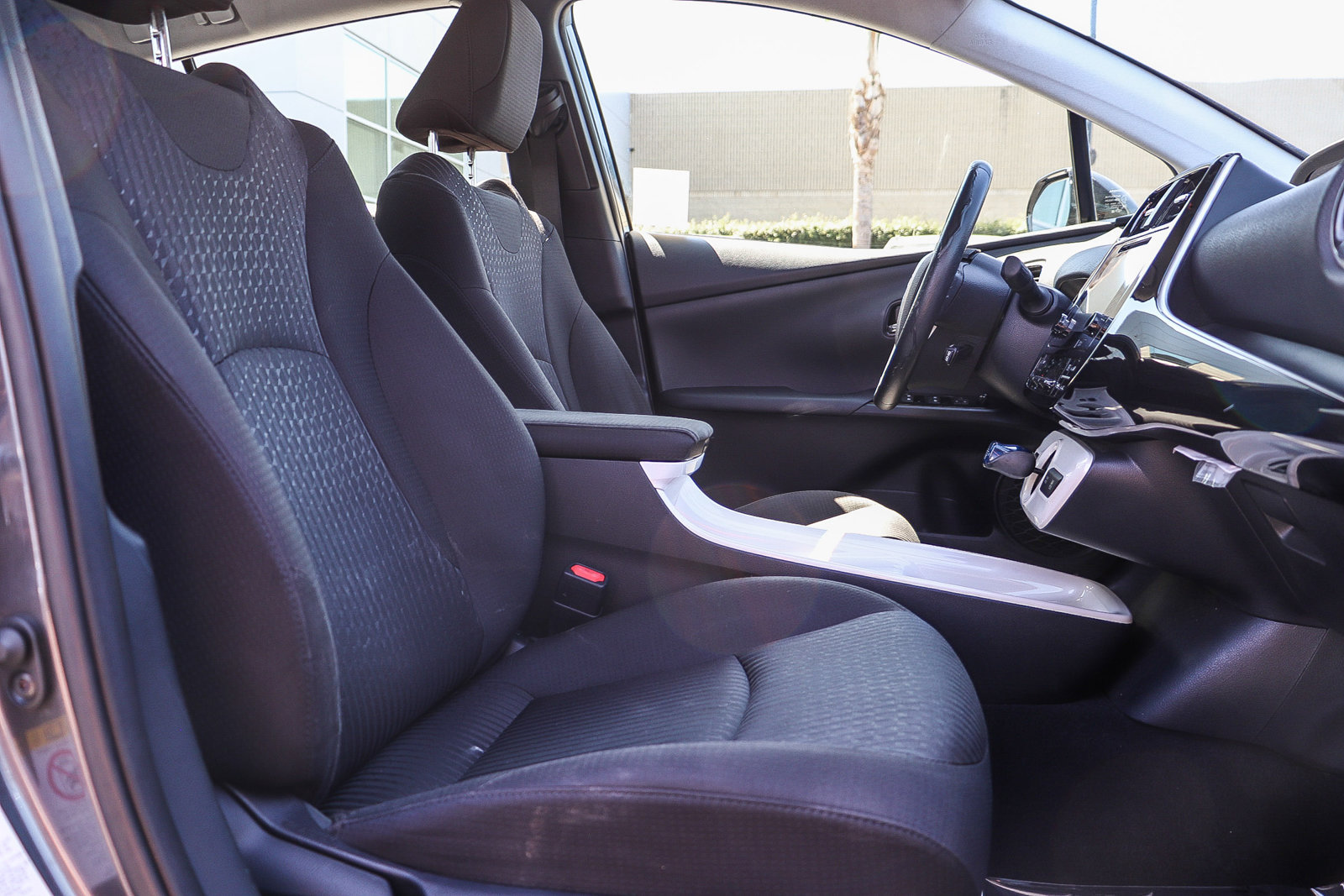 Used 2016 Toyota Prius Three FWD image 17