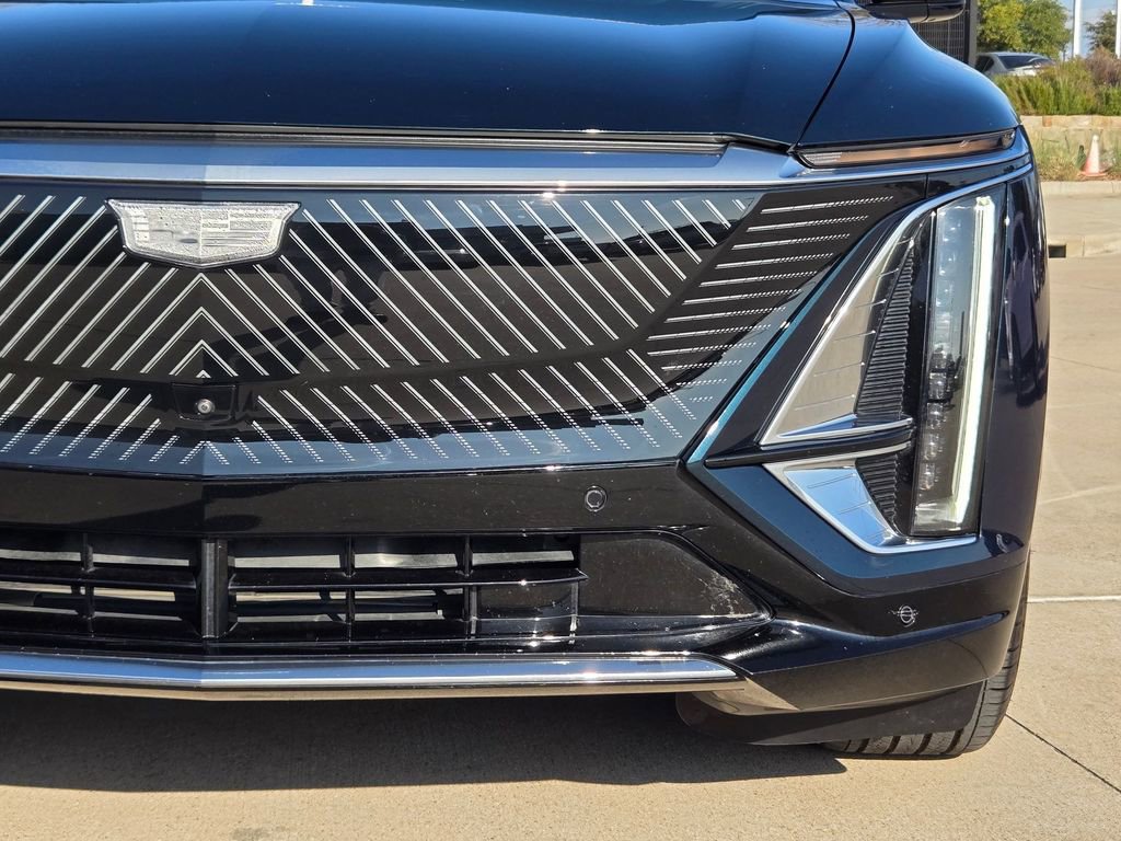 Certified 2024 Cadillac Lyriq Luxury w/ Nappa Leather Package image 6