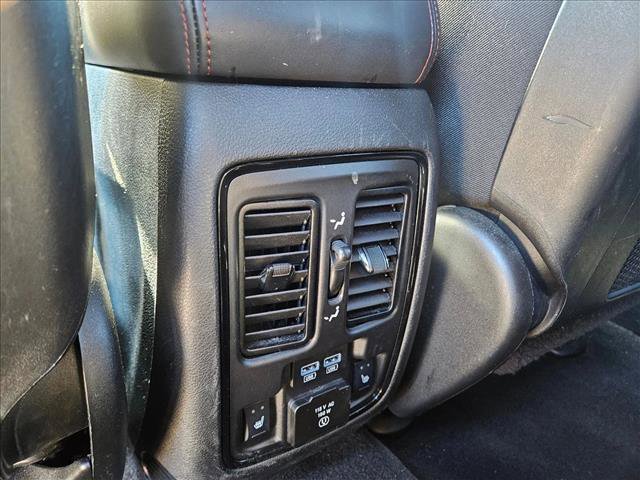 Used 2024 Dodge Durango GT image 12