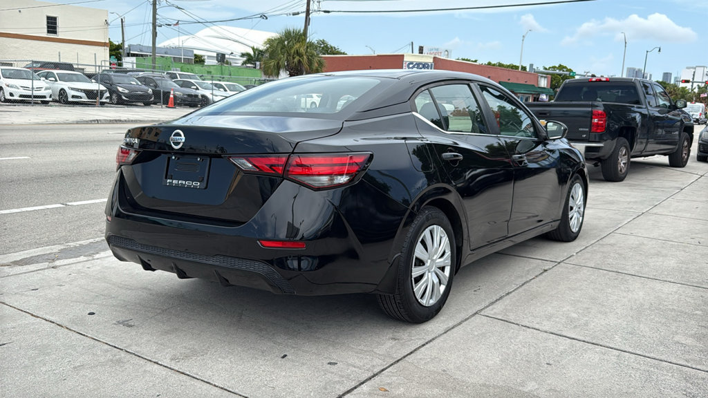 Used 2020 Nissan Sentra S FWD image 14