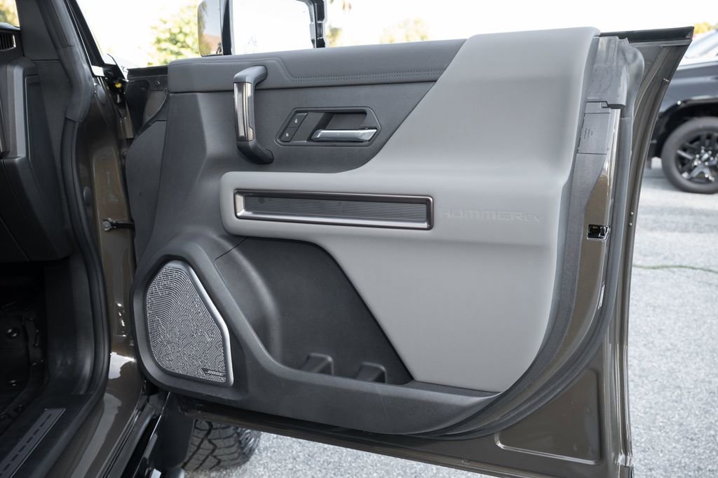 Used 2024 GMC Hummer EV 2X w/ Extreme Off-Road Package AWD/4WD image 48