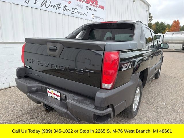 Used 2003 Chevrolet Avalanche 4x4 w/ Suspension Package, Off-Road image 13