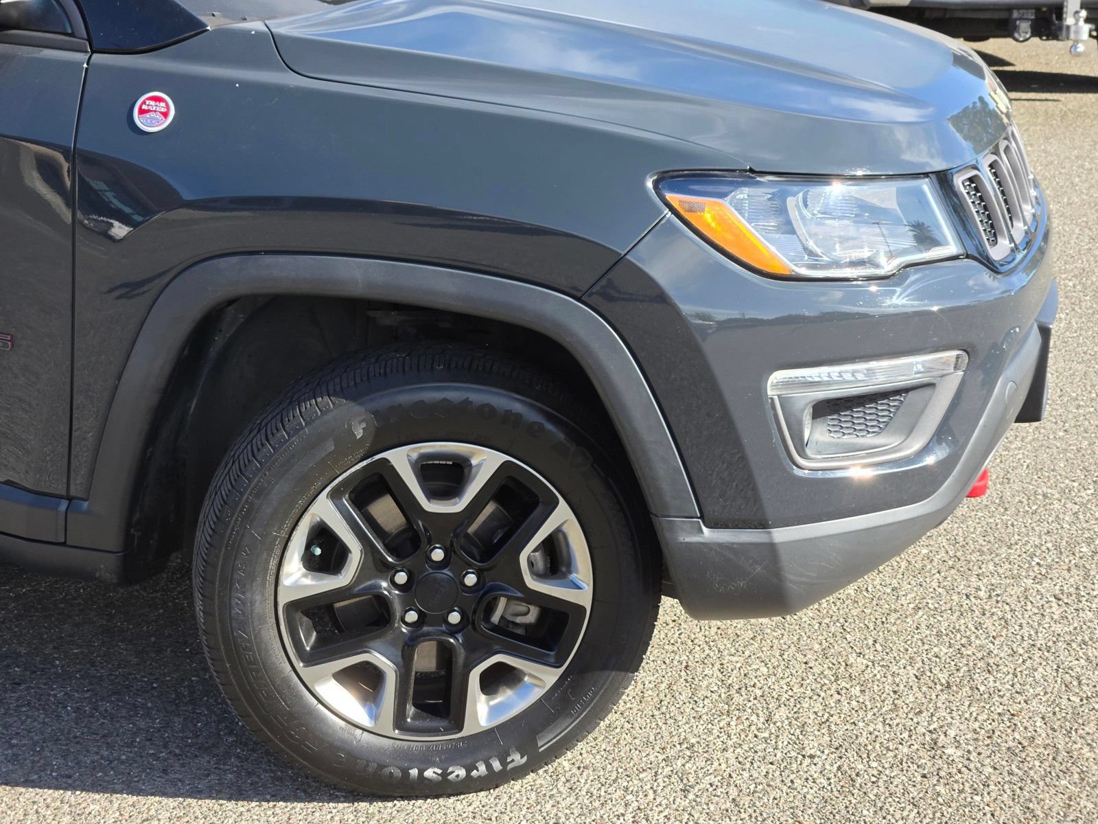 Used 2017 Jeep Compass Trailhawk w/ Navigation Group AWD/4WD image 9