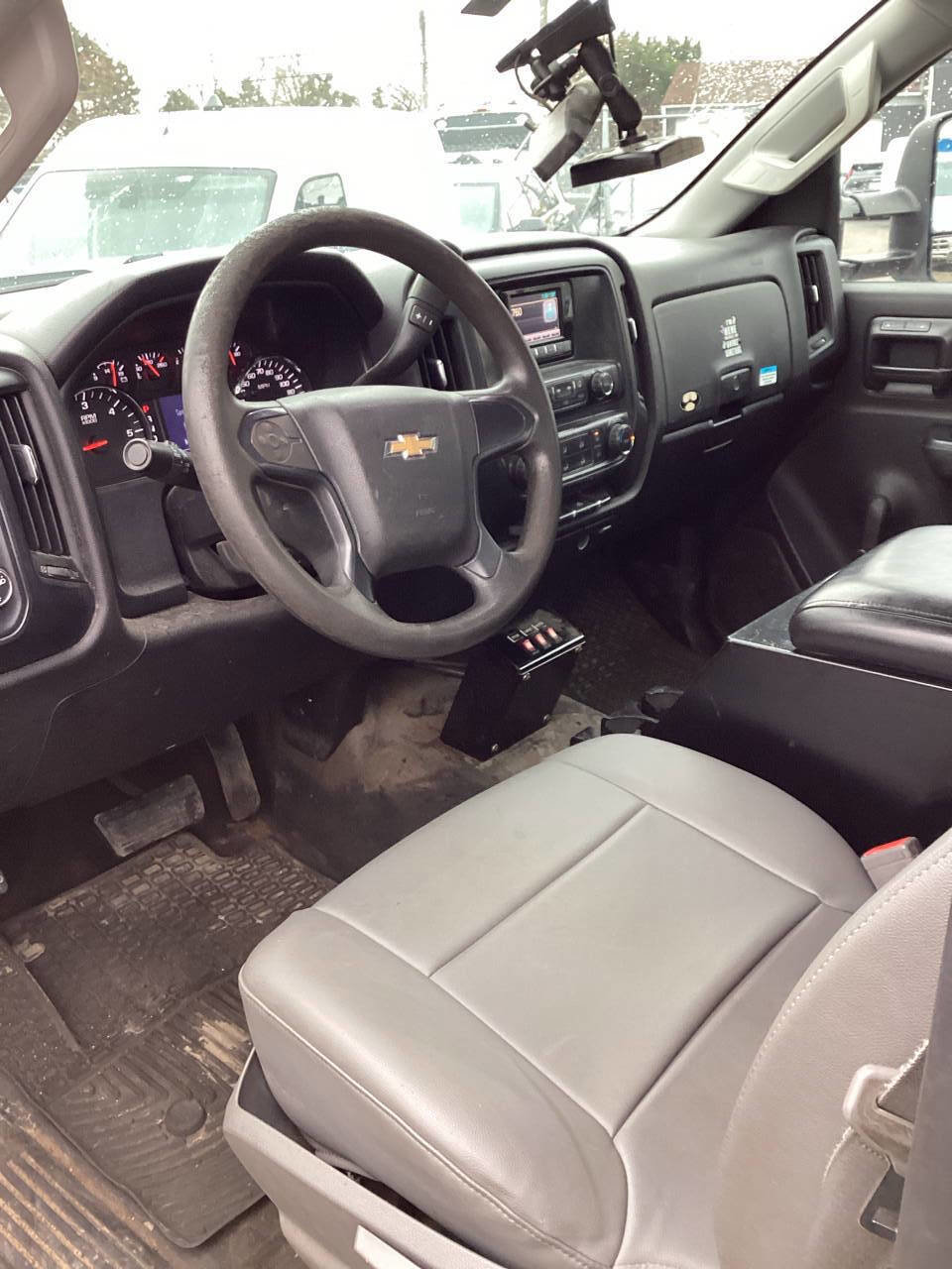Used 2015 Chevrolet Silverado 3500 W/T RWD image 9
