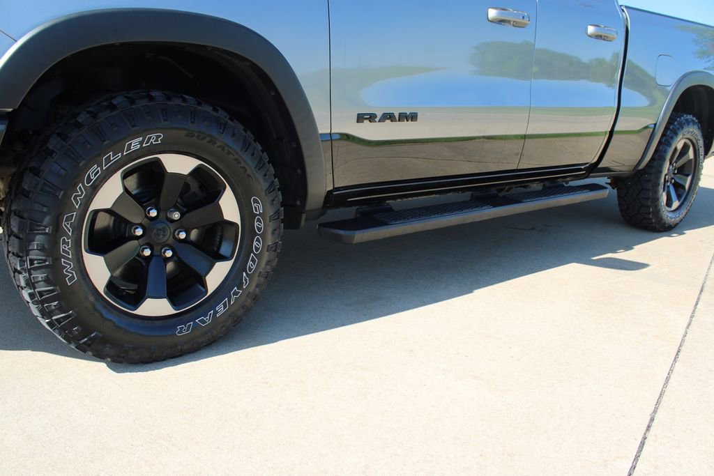 Used 2019 RAM 1500 Rebel w/ Level 2 Equipment Group AWD/4WD image 10