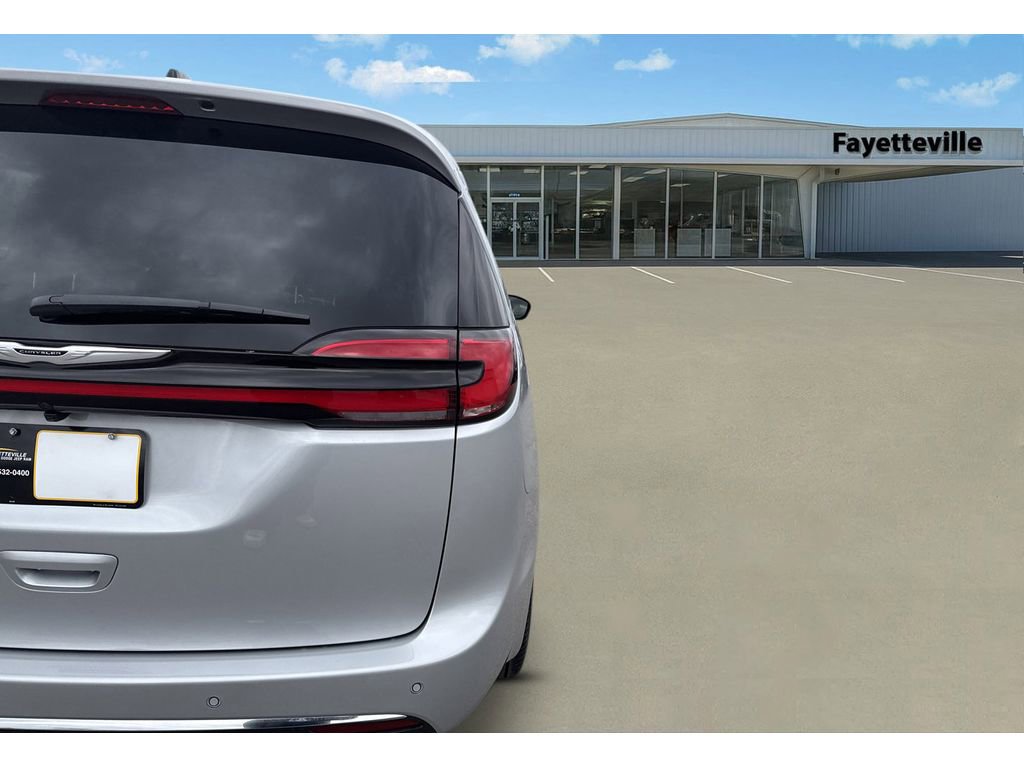 New 2026 Chrysler Pacifica Select image 33
